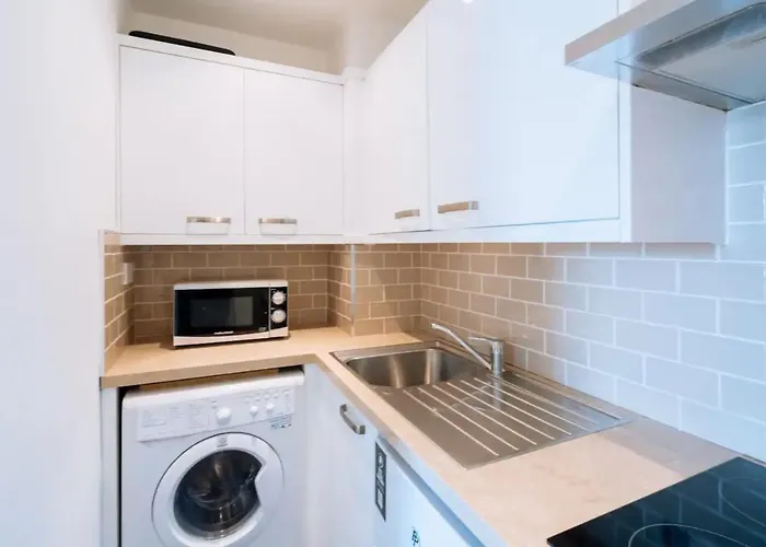 Apartman Homely 1 Bedroom In Centre With River View *